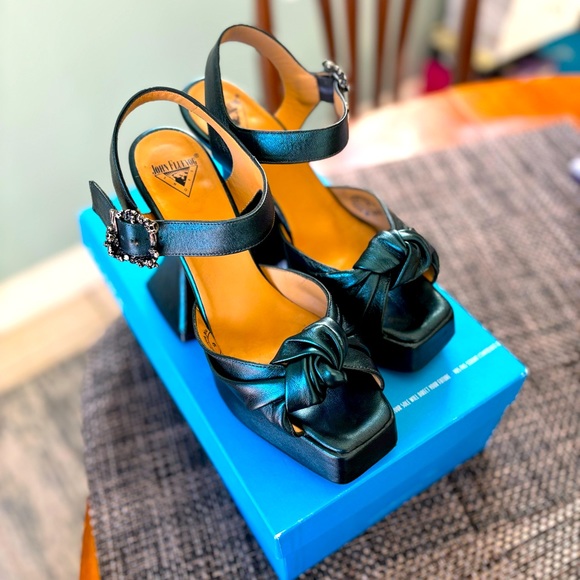 John Fluevog Shoes - Fluevog Mega Munster Deee Knotted Platform Sandal in Teal